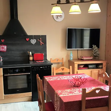 Renove 6 Pers Avec Wifi Et Parking Gratuit A La Joue Du Loup - Fr-1-504-128 Chalet Le Devoluy